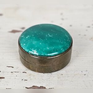 Vintage‎ Trinket Pill Holder Box Green Colored Stone Jade